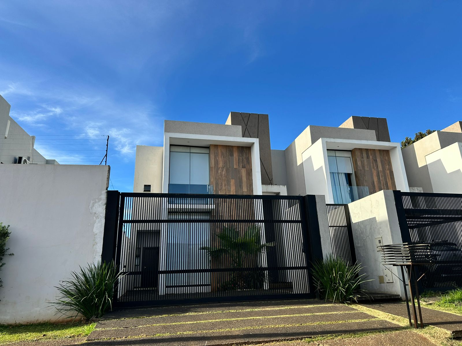 Dúplex en venta en Encarnación, Paraguay, como oportunidad de inversión inmobiliaria